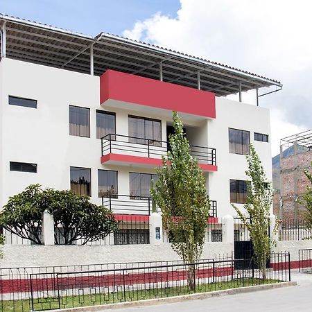 Hostal Santa Rosa Caraz Luaran gambar